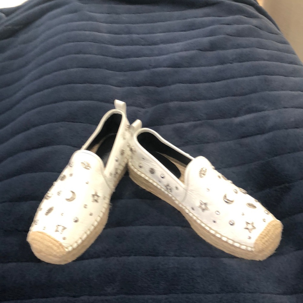 Excellent condition Rebecca Minkcoff white leather size 6 slip on shoe